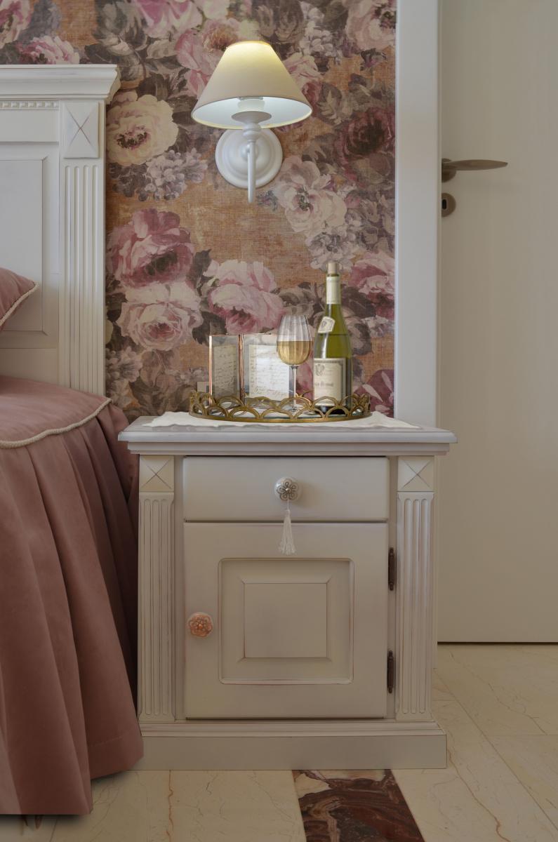 нощно шкафче, бяло, класическо, декорации, масив, бук, night stand, white, solid wood, classic