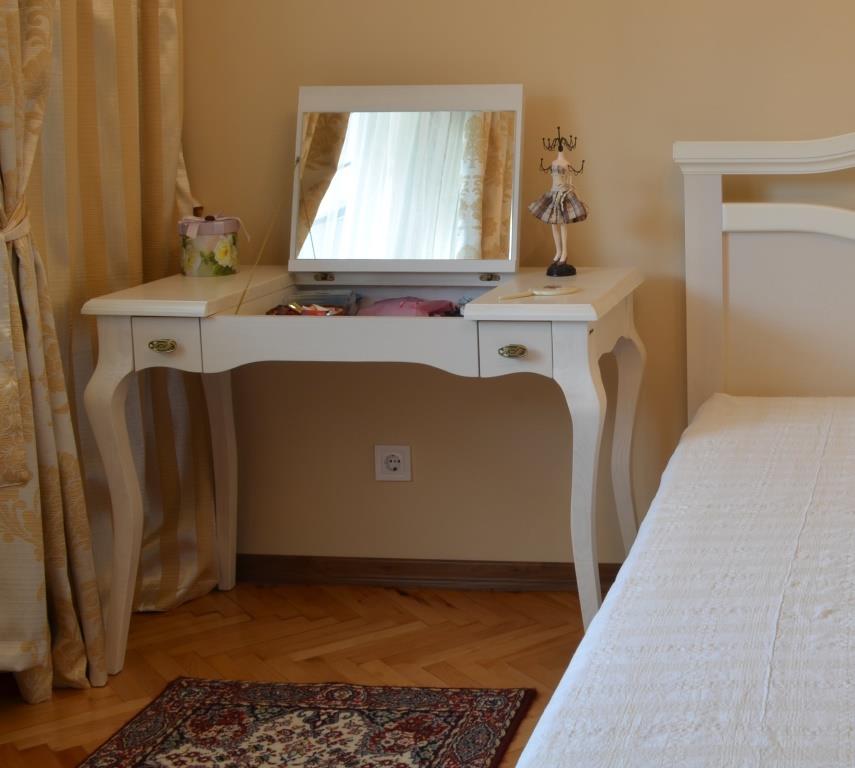 Тоалетка, класическа, масив, ясен, поръчка, bedroom, solid wood